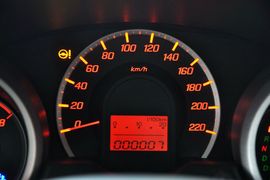 2011款本田飞度1.3L自动舒适版