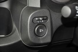 2011款本田飞度1.3L自动舒适版