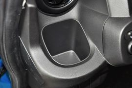 2011款本田飞度1.3L自动舒适版