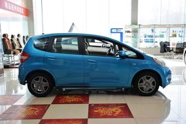 2011款本田飞度1.3L自动舒适版