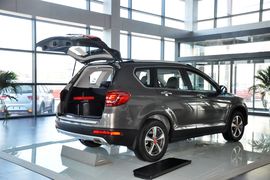 2013款哈弗H6运动版1.5T手动四驱尊贵型