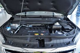 2013款哈弗H6运动版1.5T手动四驱尊贵型