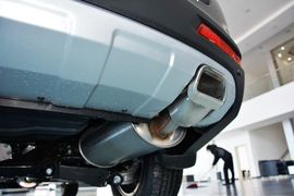 2013款哈弗H6运动版1.5T手动四驱尊贵型