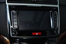 2013款哈弗H6运动版1.5T手动四驱尊贵型