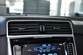 2013款哈弗H6运动版1.5T手动四驱尊贵型