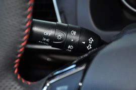 2013款哈弗H6运动版1.5T手动四驱尊贵型