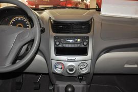 2013款雪佛兰赛欧两厢1.2L手动温馨版