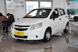 2013款雪佛兰赛欧两厢1.2L手动温馨版