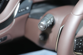 2018款雷克萨斯LS350豪华版