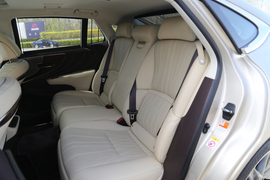 2018款雷克萨斯LS350豪华版