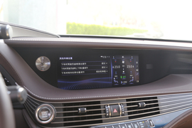 2018款雷克萨斯LS350豪华版