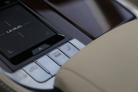 2018款雷克萨斯LS350豪华版