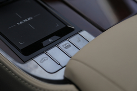 2018款雷克萨斯LS350豪华版