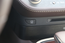 2018款雷克萨斯LS350豪华版