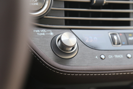 2018款雷克萨斯LS350豪华版