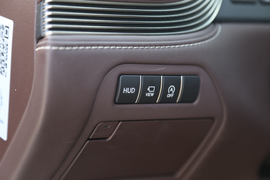 2018款雷克萨斯LS350豪华版