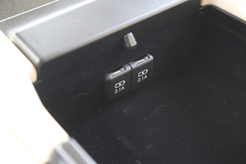 2018款雷克萨斯LS350豪华版