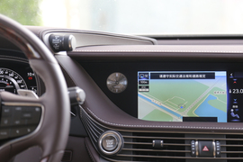 2018款雷克萨斯LS350豪华版