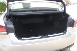 2018款雷克萨斯LS350豪华版