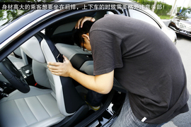 体验奔驰C180轿跑车