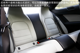 体验奔驰C180轿跑车