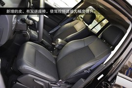 2014款Jeep指南者2.0L两驱改款精英版到店实拍