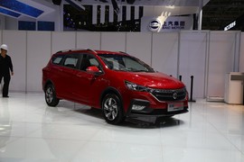 2018款宝骏310W北京车展实拍