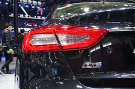 玛莎拉蒂总裁GTS