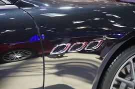 玛莎拉蒂总裁GTS