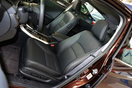 2014款本田雅阁2.4LX舒适版