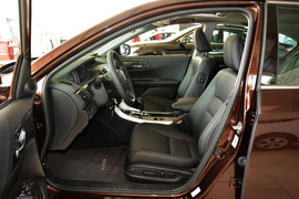 2014款本田雅阁2.4LX舒适版
