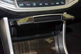 2014款本田雅阁2.4LX舒适版