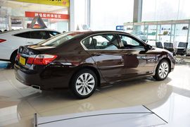 2014款本田雅阁2.4LX舒适版