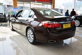 2014款本田雅阁2.4LX舒适版
