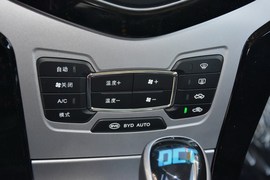 2014款比亚迪速锐1.5TID手自一体豪华型