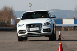 2014款奥迪SQ5测试实拍