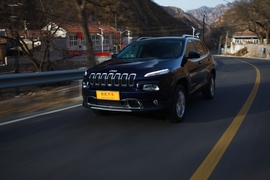 2014款Jeep自由光试驾