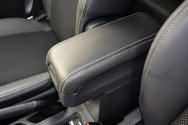2014款Jeep指南者2.4L改款四驱舒适版