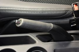 2014款Jeep指南者2.4L改款四驱舒适版