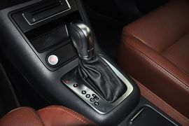 2013款大众途观1.8TSI手自一体四驱豪华版