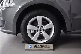 2013款大众朗行1.6L手动风尚型