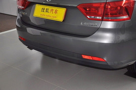 2013款大众朗行1.6L手动风尚型