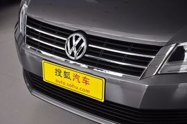 2013款大众朗行1.6L手动风尚型