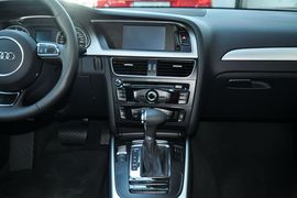 2013款奥迪A4L