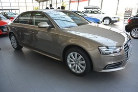 2013款奥迪A4L