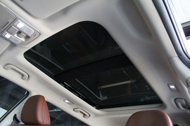 吉利博越1.8T自动四驱智尊型4G互联版