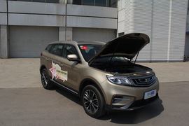 吉利博越1.8T自动四驱智尊型4G互联版