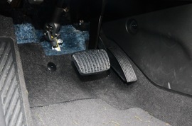 2018款别克凯越1.5N
