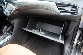 2018款别克凯越1.5N