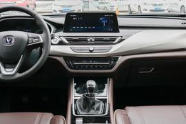   2018款 长安 睿骋CC 1.5T 手动豪雅型